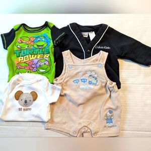 Infant Boys Set Of 4 Clothing Lot Size 0-3 Months New And Like New